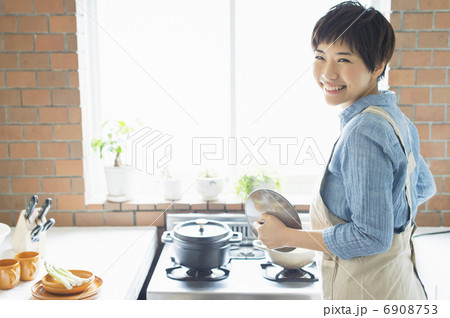 二世代ファミリー 6908753