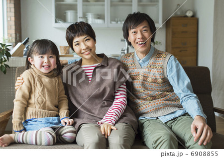 二世代ファミリー 6908855