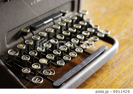 タイプライター 6911429