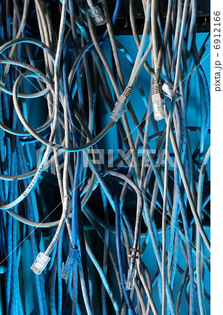 Insulated cords of network link Insulated cords of network link 6912166