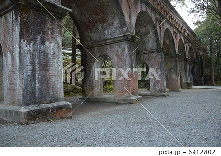 琵琶湖疏水の「水路閣」（南禅寺境内／京都市左京区南禅寺福地町） 6912802