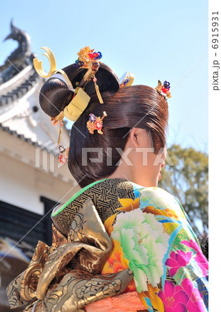 高知かつら祭り　麗しき女性たち　３月４日高知城追手門前で撮影 6915931