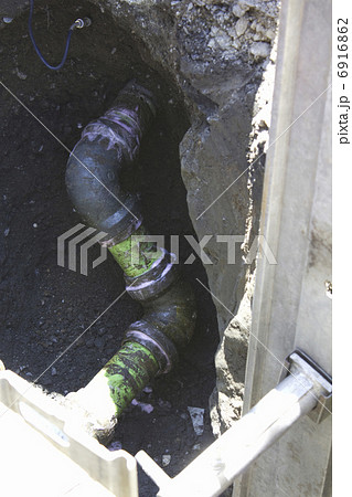 地中のガス管の工事 6916862