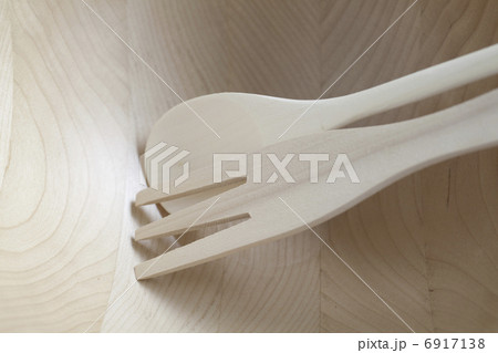 木製のサラダボウル 6917138