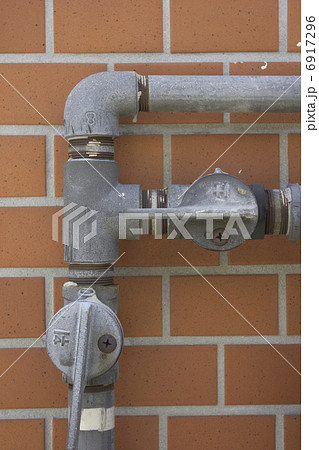 家庭用ガス管の元栓の写真素材