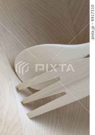 木製のサラダボウル 6917310