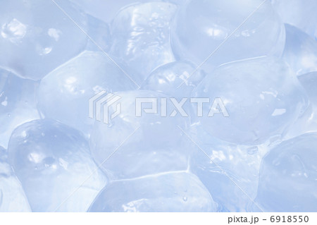 パック入りのわらび餅 6918550