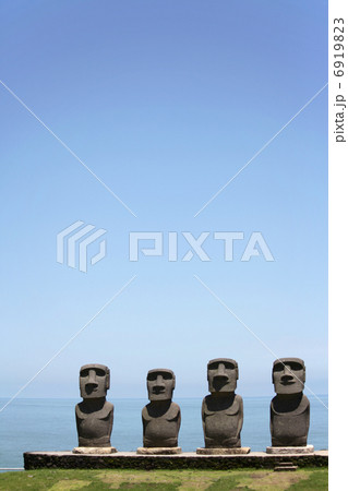 宮崎県日南市のモアイ像 6919823