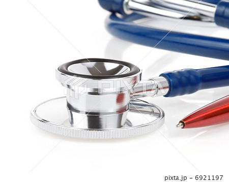 medical stethoscope with pen 6921197