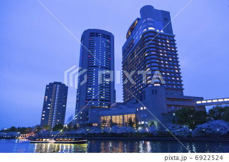 大阪ビジネスパーク夕景 大阪ビジネスパーク夕景 6922524