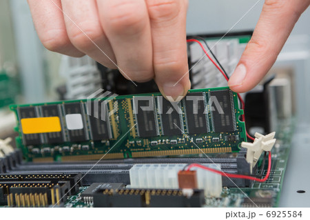 Hand fixing ram 6925584