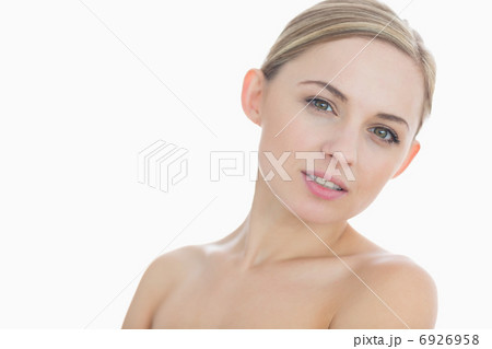 Close-up portrait of a cute young woman 6926958