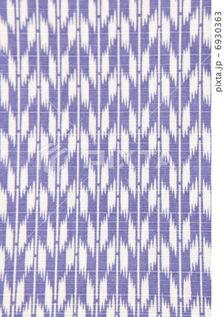 矢絣の和風柄の生地 6930363
