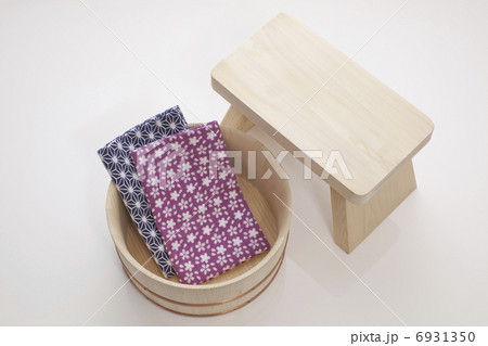 天然木の湯殿いすと湯桶と日本手拭い 天然木の湯殿いすと湯桶と日本手拭い 6931350