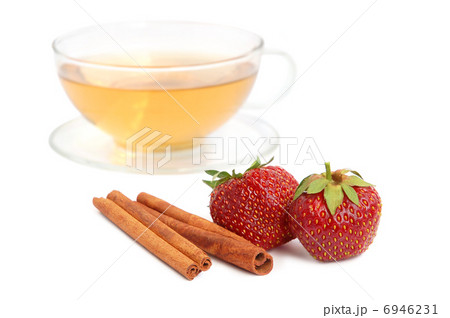 Strawberry with tea 6946231