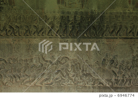 アンコール・ワットの壁面レリーフ アンコール・ワットの壁面レリーフ 6946774