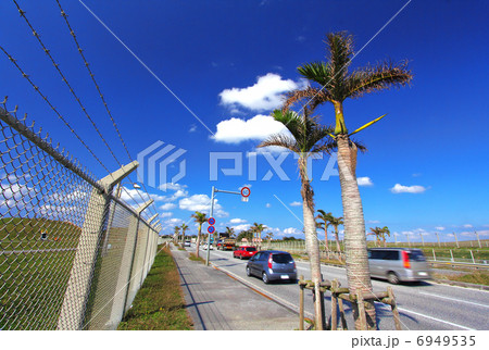 沖縄　嘉手納　国道58号線 6949535