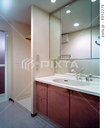 脱衣場・洗面室 6952276