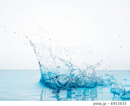 水しぶき 6953635