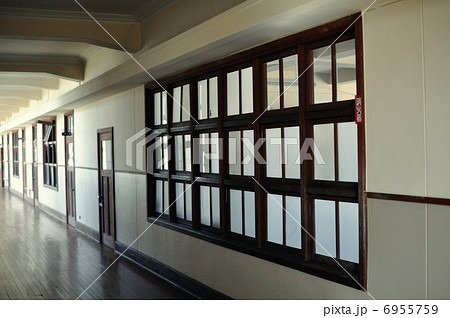 豊郷小学校 豊郷小学校 6955759