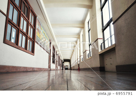 豊郷小学校 6955791