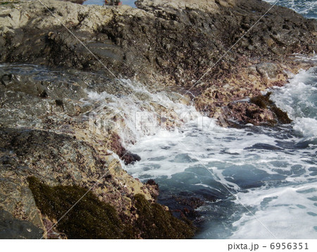 江ノ島　稚児ヶ淵 6956351