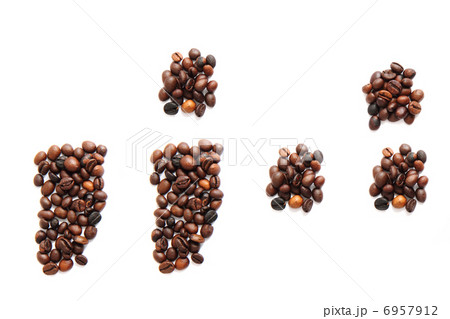 coma and other signs  from coffee beans 6957912
