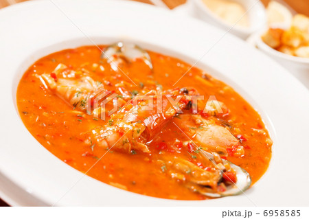 seafood soup 6958585