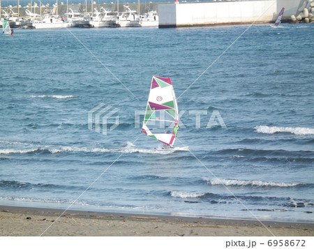 江ノ島　ウインドサーフィン 6958672