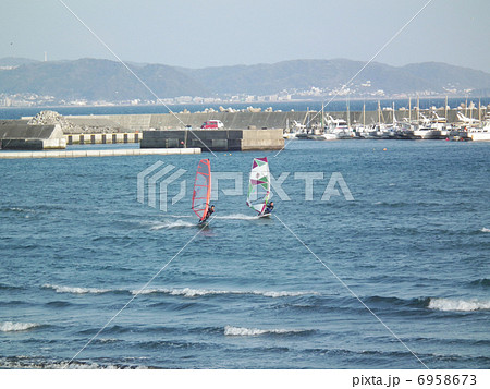 江ノ島　ウインドサーフィン 6958673