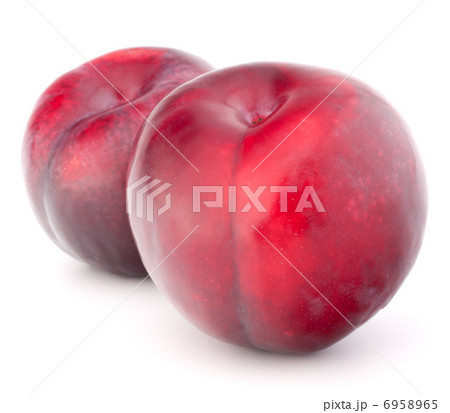 Ripe plum  fruit 6958965