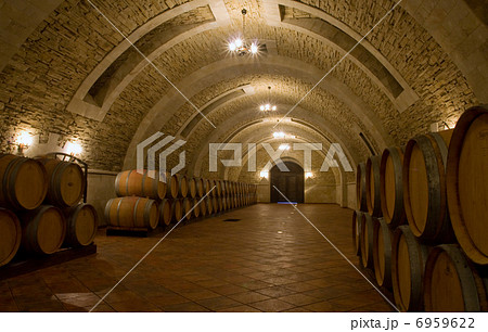 wine barrels wine barrels 6959622