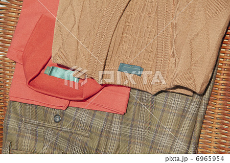 ゴルフ用品とゴルフウェア 6965954