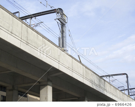 電車の架線 6966426