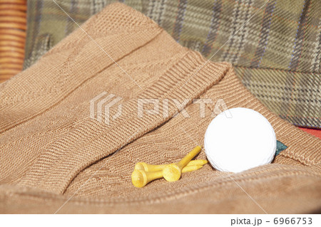 ゴルフ用品とゴルフウェア 6966753