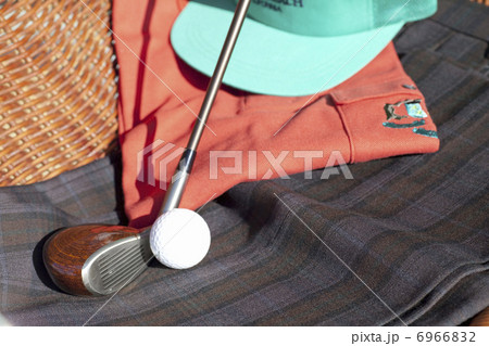 ゴルフ用品とゴルフウェア 6966832