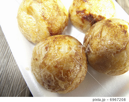 たこ焼きのアップ たこ焼きのアップ 6967208