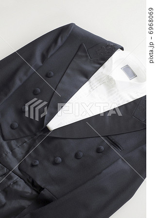 黒いタキシード 6968069