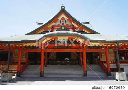 大阪の成田山不動尊の本殿 6970930