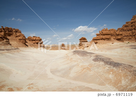 ゴブリンバレー 6971119