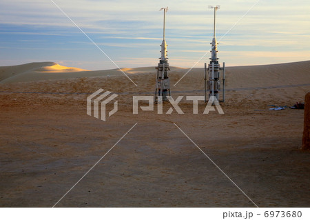 サハラ砂漠 6973680