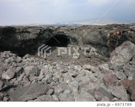ハワイ島 溶岩大地 ハワイ島 溶岩大地 6973789