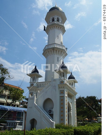 カピタン・クリン・モスク 6974439