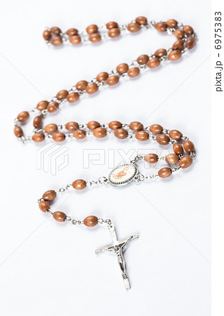 Wooden and silver rosary beads 6975383