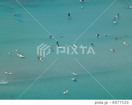 サーフィン 6977520