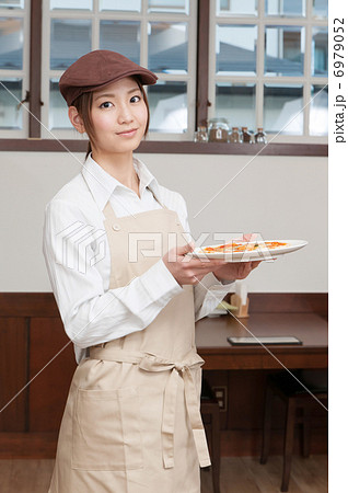 アルバイト女性店員 アルバイト女性店員 6979052