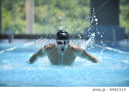 swim pool 6982314