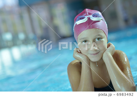 happy child on swimming pool 6983492