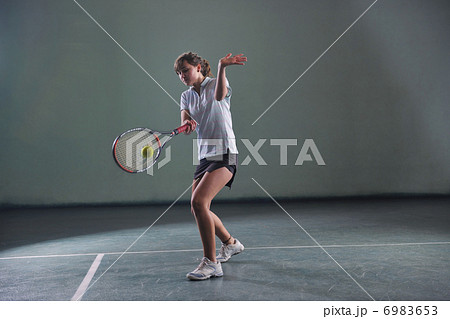 tennis girl tennis girl 6983653