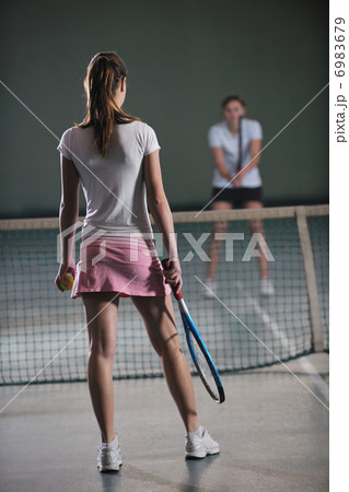 tennis girl tennis girl 6983679